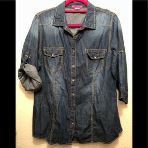 Cute light weight cotton denim button up shirt!